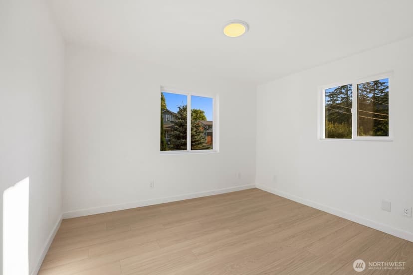 Property photo for 221 2nd Avenue N, Algona photo 19