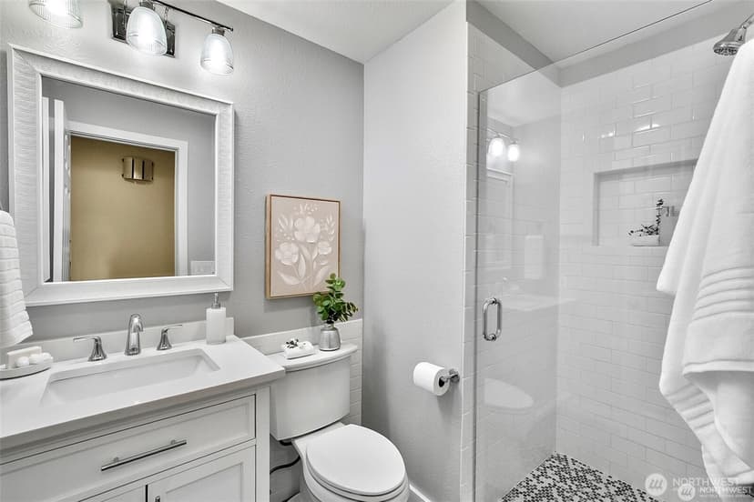 Property photo for 629 Kirkland Way #B11, Kirkland photo 2