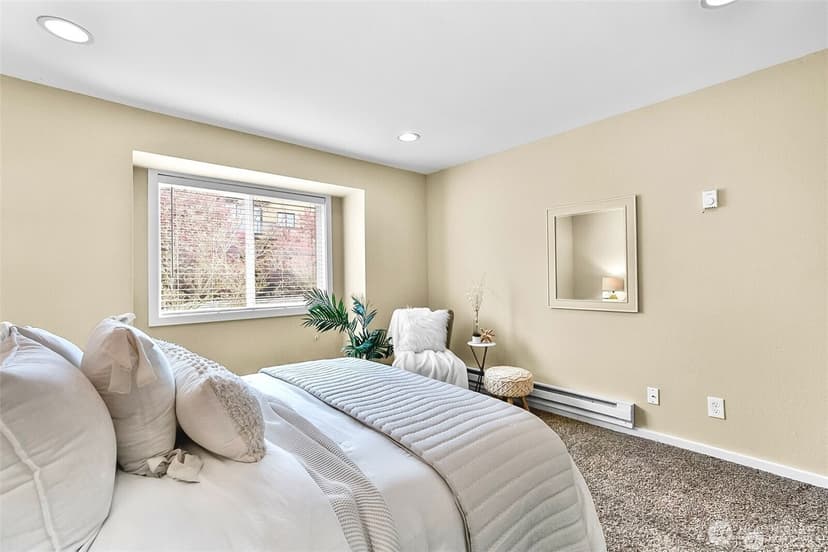 Property photo for 629 Kirkland Way #B11, Kirkland photo 9