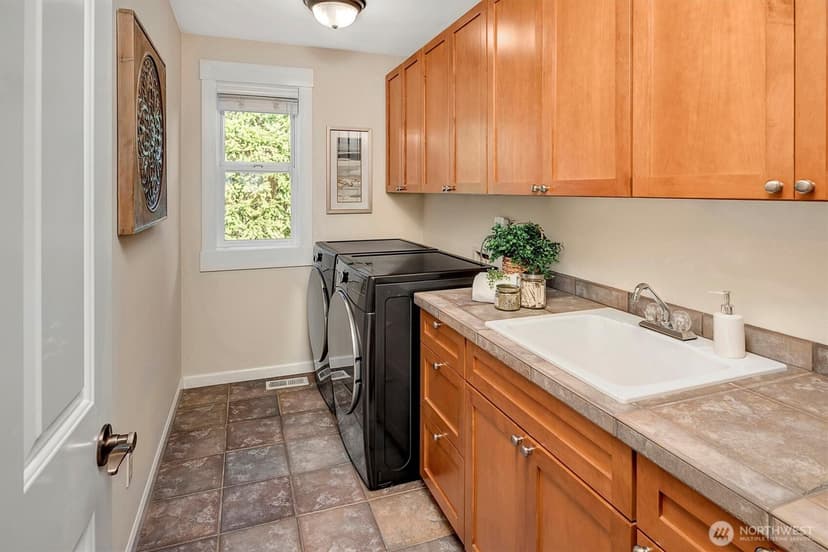 Property photo for 412 15th Avenue, Kirkland photo 32