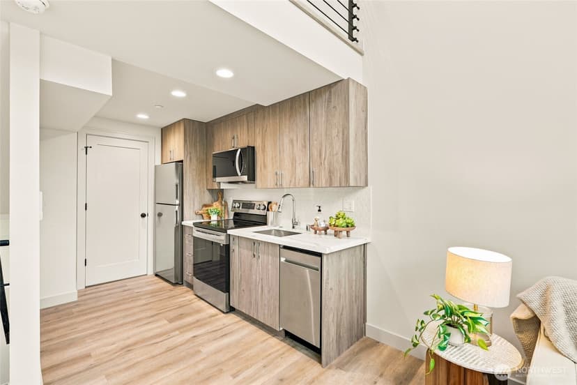 Property photo for 6945 Ellis Avenue S, Seattle photo 16