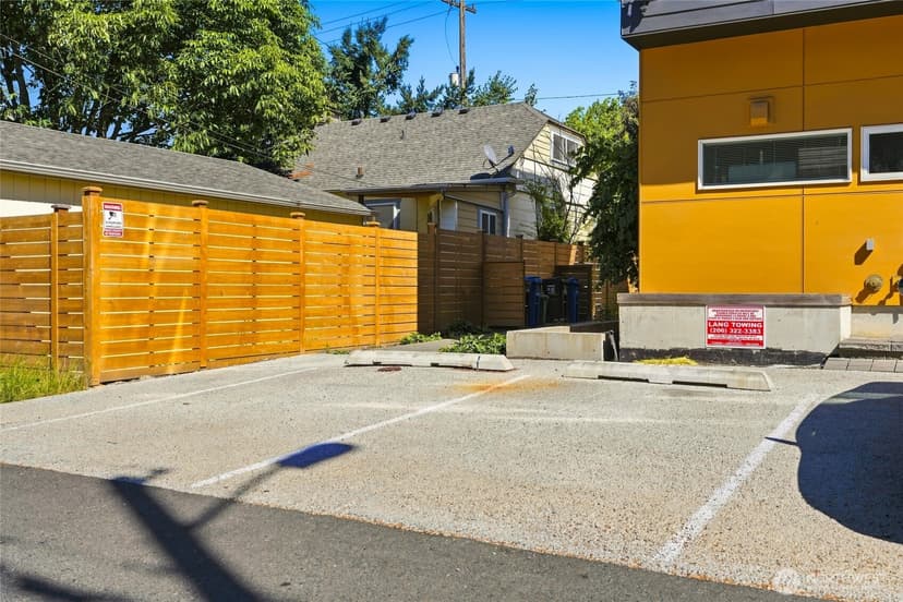 Property photo for 6945 Ellis Avenue S, Seattle photo 6
