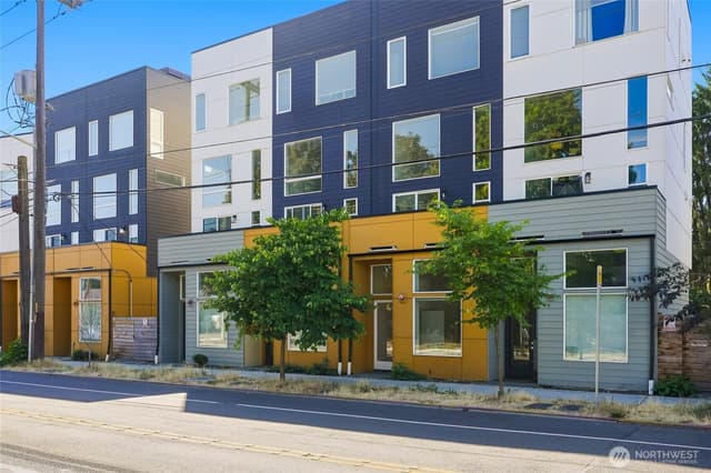 Property photo for 6945 Ellis Avenue S, Seattle photo 2