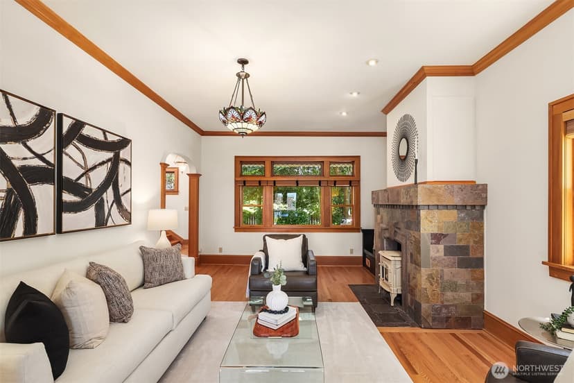 Property photo for 1411 10th Avenue W, Seattle photo 12