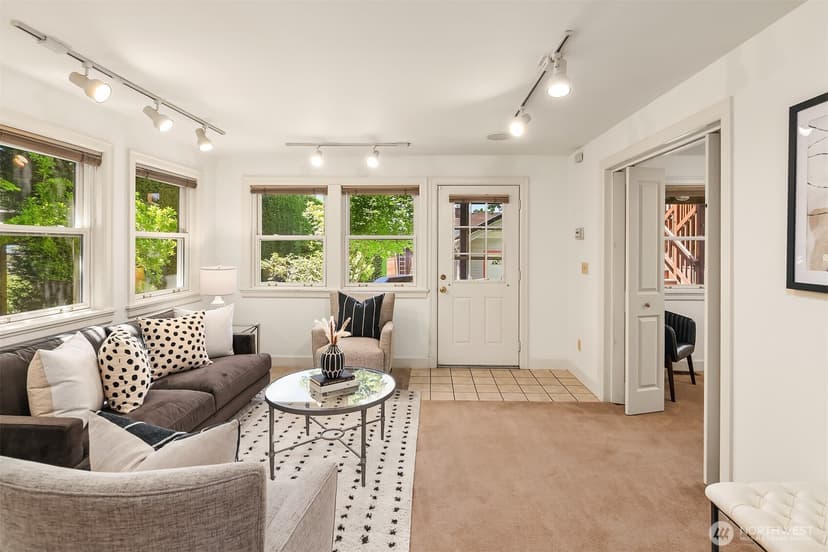 Property photo for 1411 10th Avenue W, Seattle photo 37