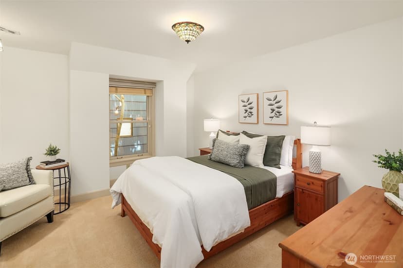 Property photo for 1411 10th Avenue W, Seattle photo 33