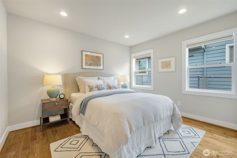 Property photo for 8804 5th Avenue NE, Seattle photo 11