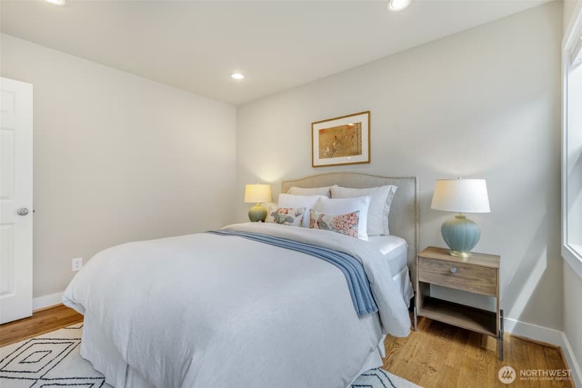 Property photo for 8804 5th Avenue NE, Seattle photo 12