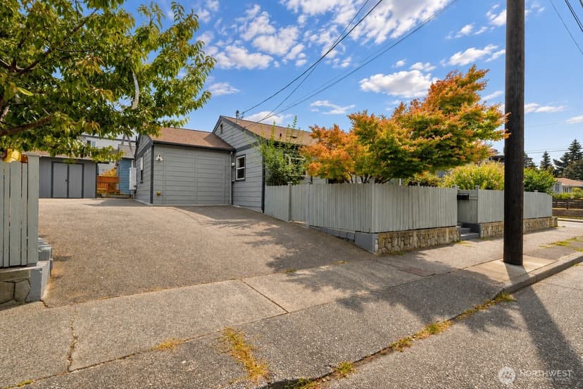 Property photo for 8804 5th Avenue NE, Seattle photo 26