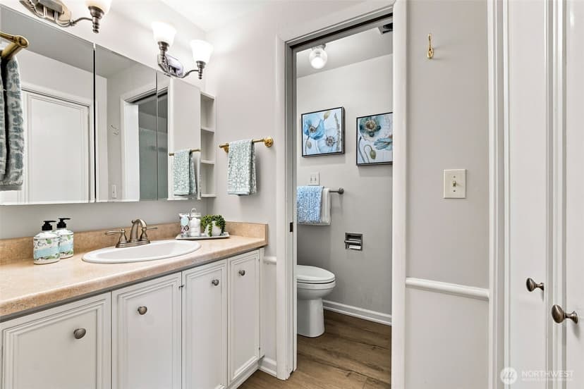 Property photo for 8205 Amber Drive SW, Lakewood photo 21