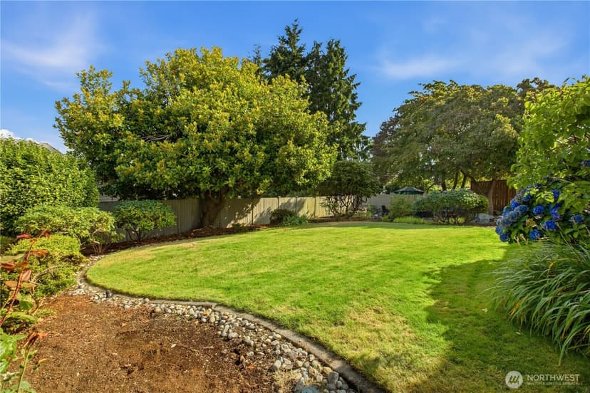 Property photo for 308 S 296th Place, Federal Way photo 33