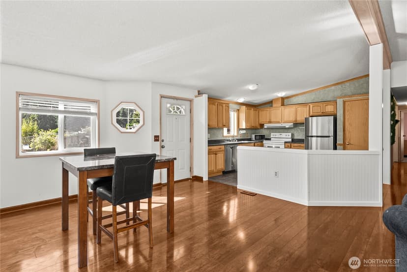 Property photo for 21716 146th Street E, Bonney Lake photo 10