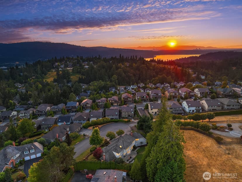 Property photo for 23214 SE 47th Way, Sammamish photo 38