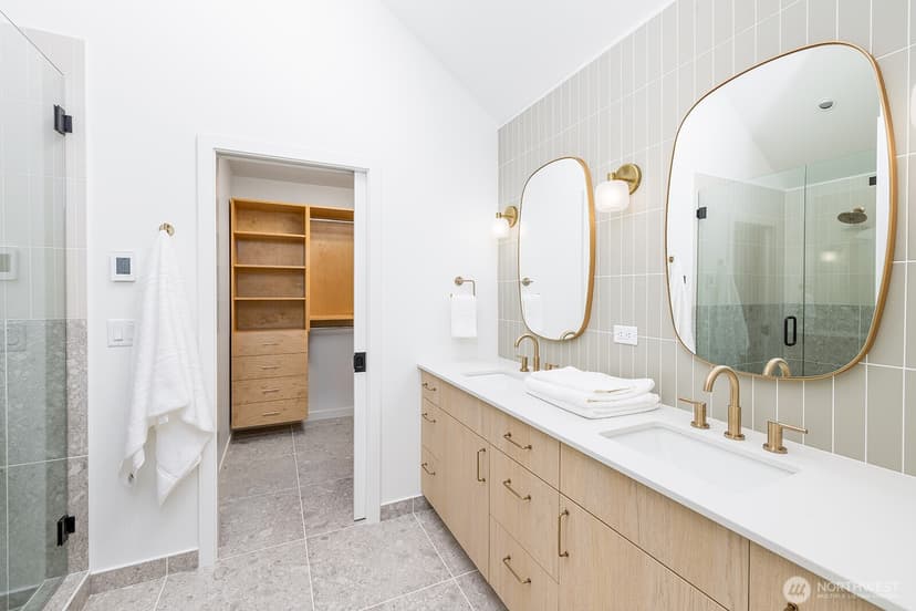 Property photo for 2011 NE 123rd Street, Seattle photo 21
