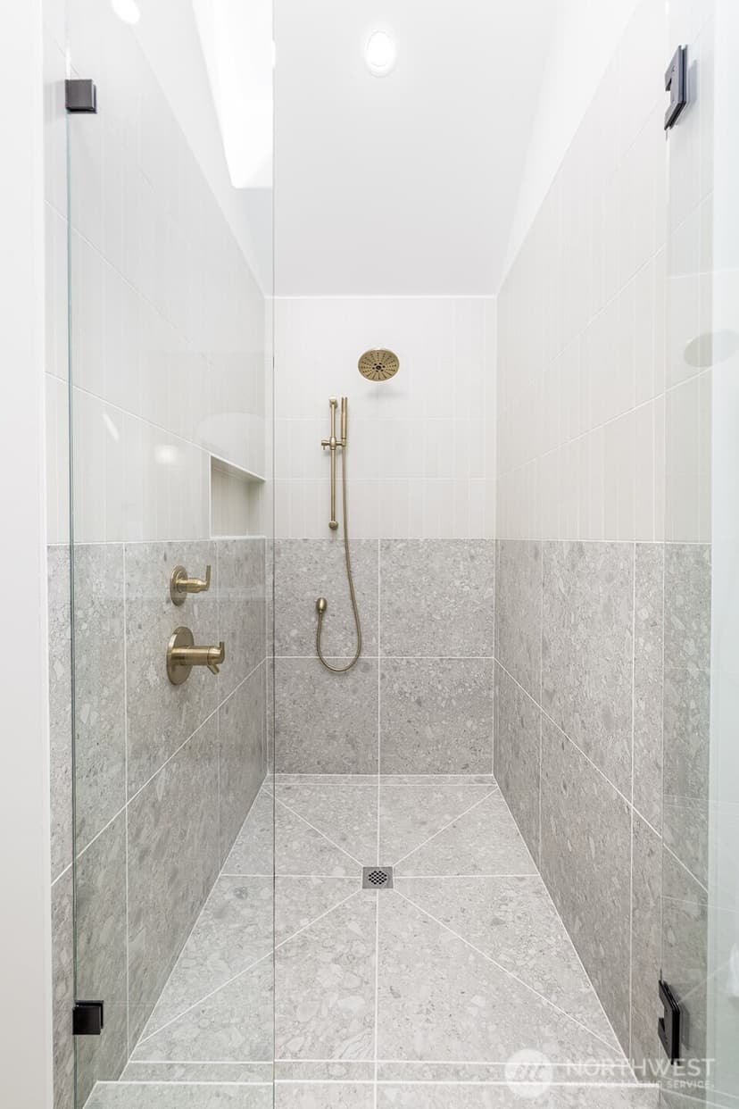 Property photo for 2011 NE 123rd Street, Seattle photo 22
