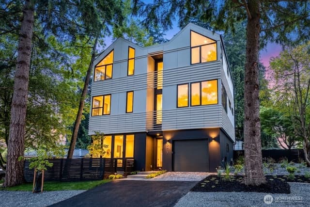 Property photo for 2011 NE 123rd Street, Seattle