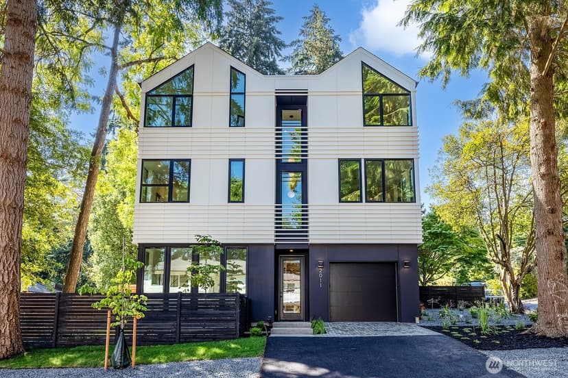 Property photo for 2011 NE 123rd Street, Seattle photo 2