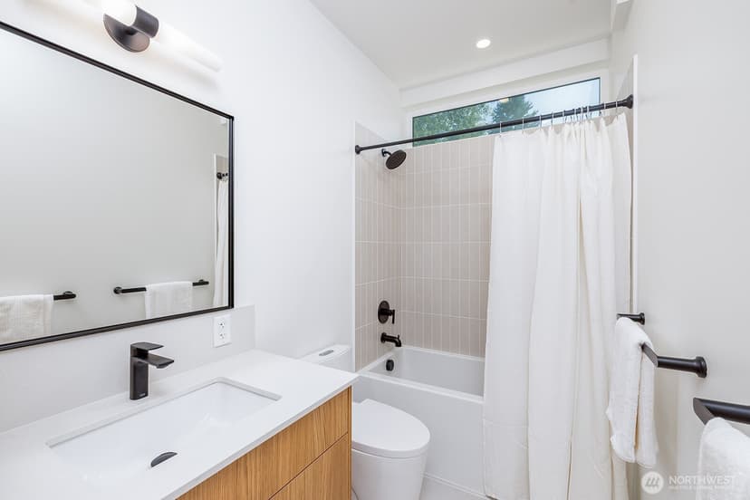 Property photo for 2011 NE 123rd Street, Seattle photo 28