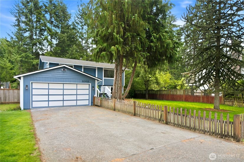 Property photo for 20411 14th Drive SE, Bothell photo 2