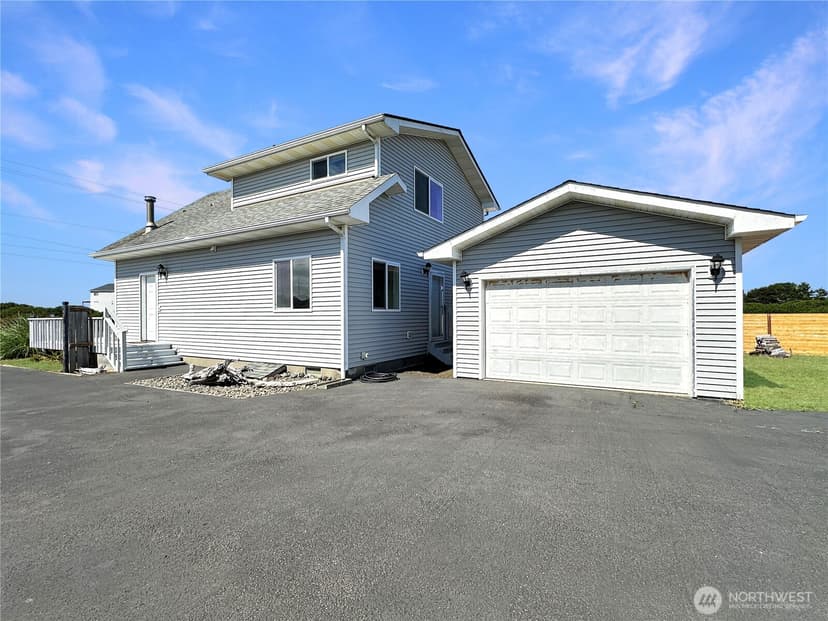 Property photo for 1050 Ocean Shores Boulevard, Ocean Shores photo 30
