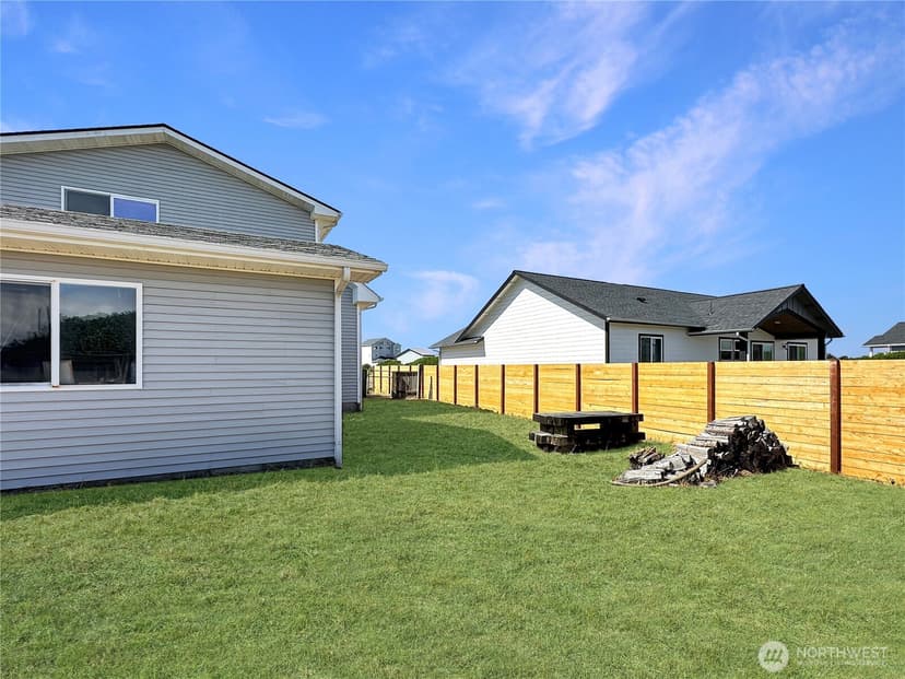 Property photo for 1050 Ocean Shores Boulevard, Ocean Shores photo 37