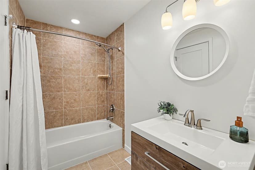 Property photo for 14205 154th Avenue SE, Renton photo 14