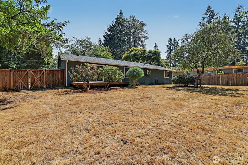 Property photo for 14205 154th Avenue SE, Renton photo 29