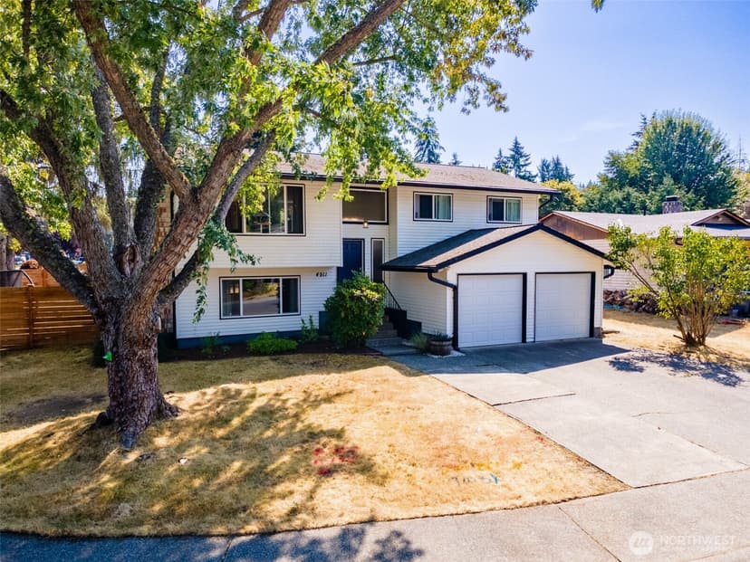 Property photo for 4911 SW 324th Place, Federal Way photo 3