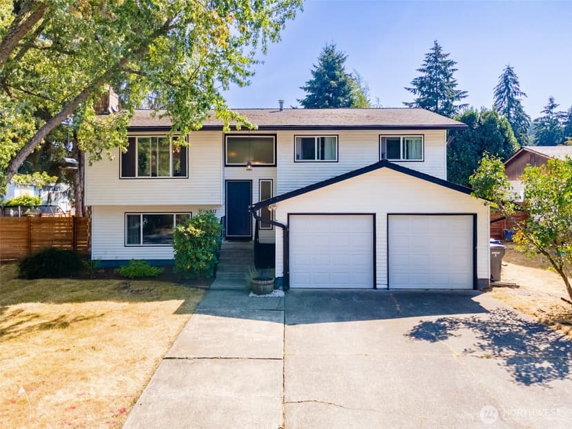 Property photo for 4911 SW 324th Place, Federal Way photo 4