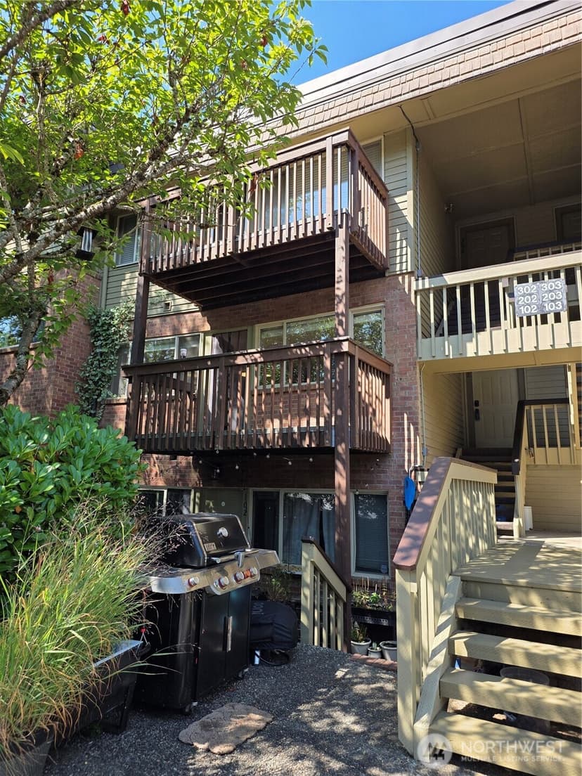 Property photo for 3834 175th Avenue NE #A202, Redmond photo 2