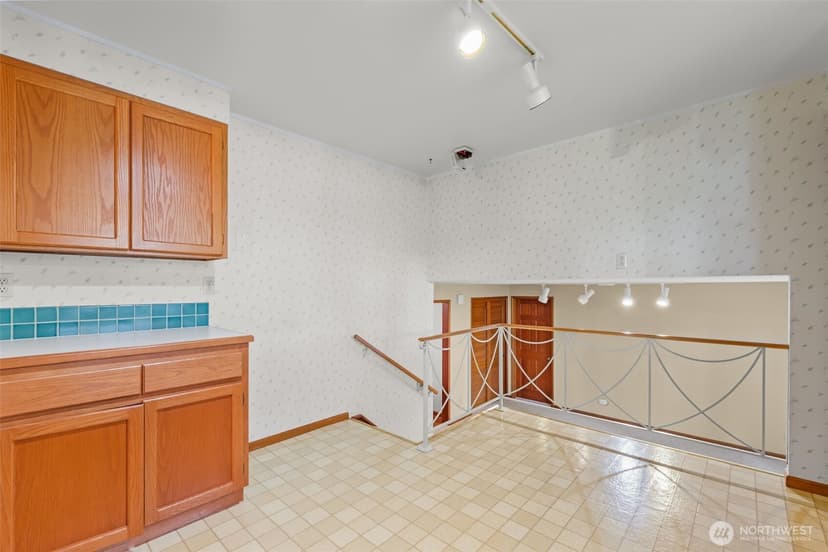 Property photo for 918 Altadena Avenue, Fircrest photo 22
