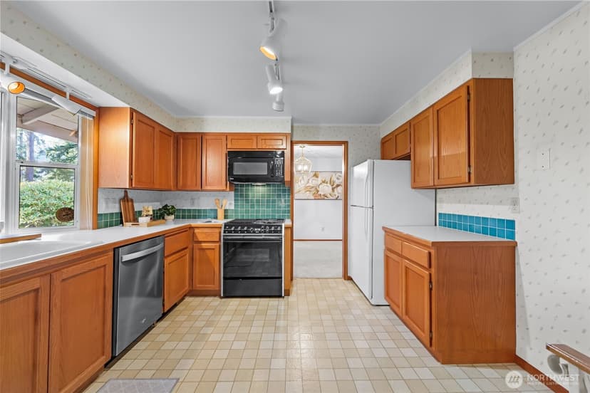 Property photo for 918 Altadena Avenue, Fircrest photo 21