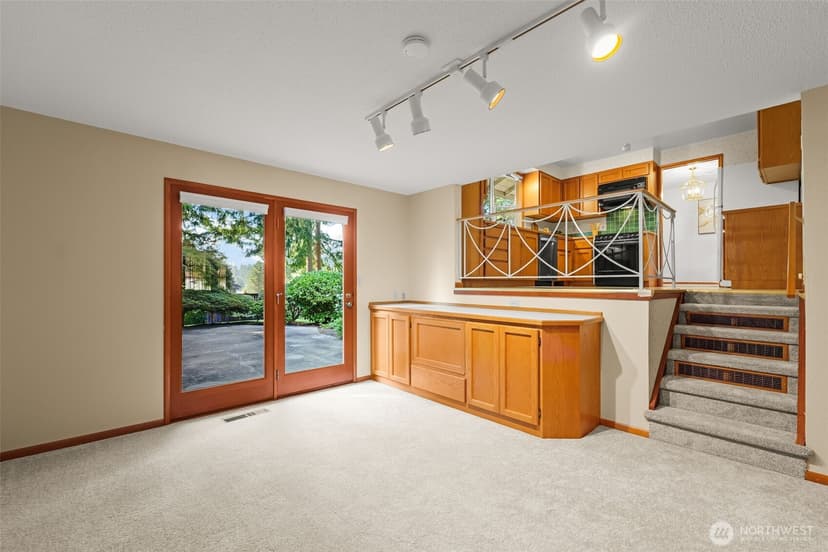 Property photo for 918 Altadena Avenue, Fircrest photo 15