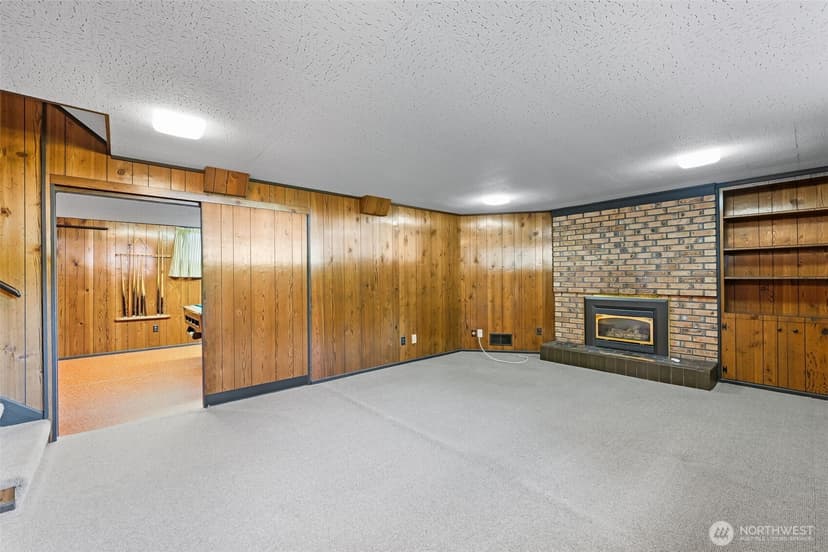 Property photo for 918 Altadena Avenue, Fircrest photo 37