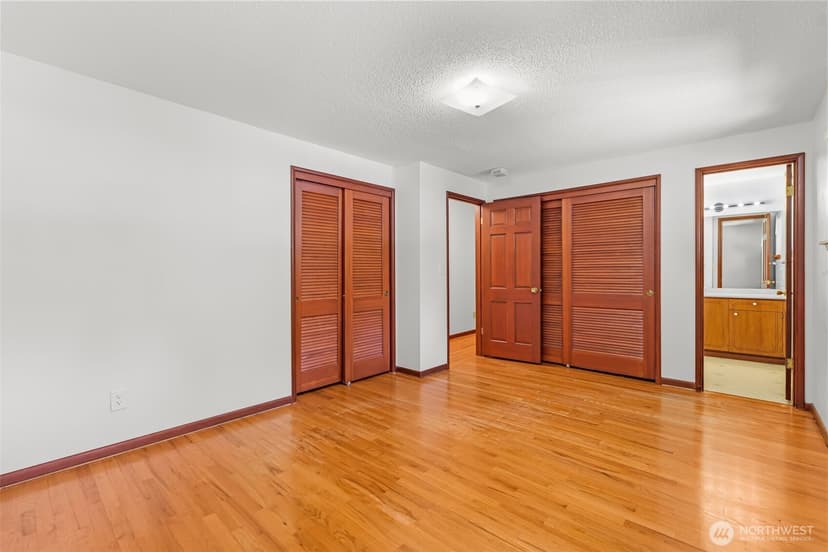 Property photo for 918 Altadena Avenue, Fircrest photo 34