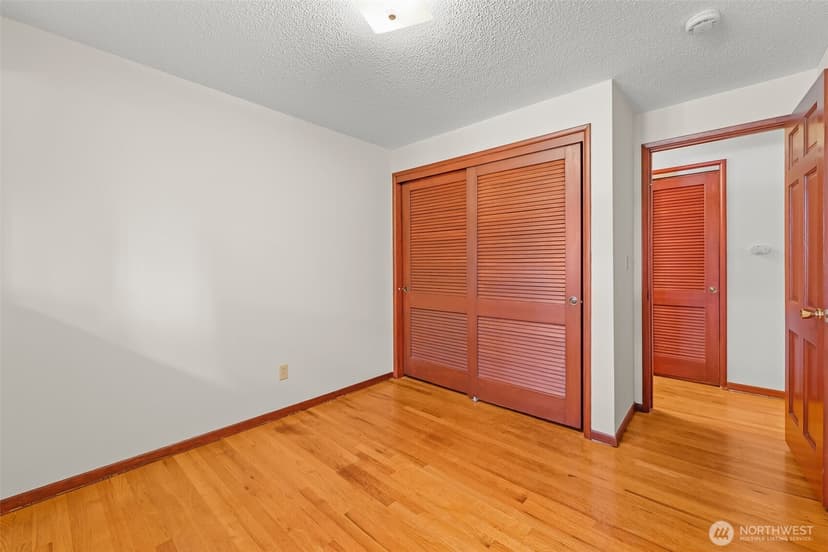 Property photo for 918 Altadena Avenue, Fircrest photo 27