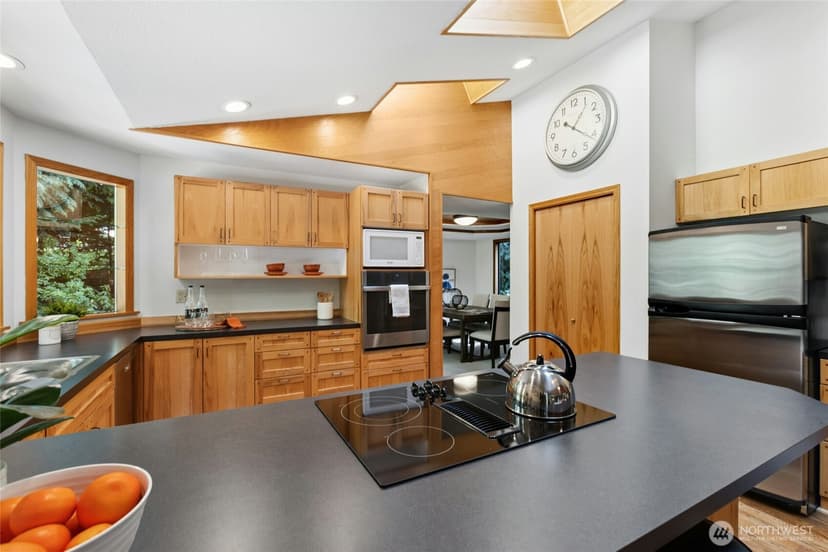 Property photo for 14818 NE 198th Street, Woodinville photo 11