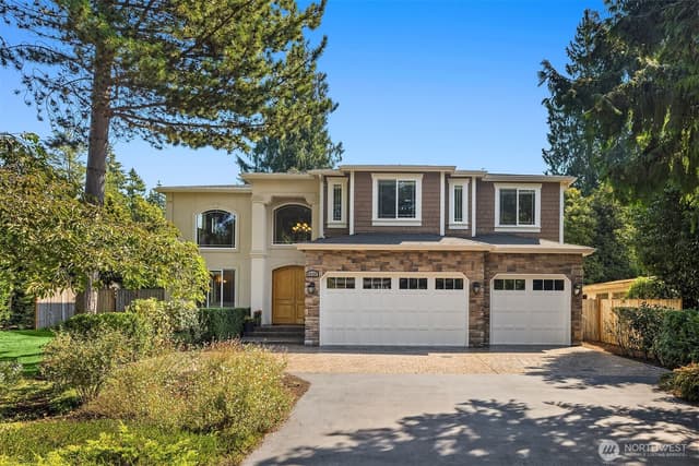 Property photo for 4520 89th Avenue SE, Mercer Island, WA 98040