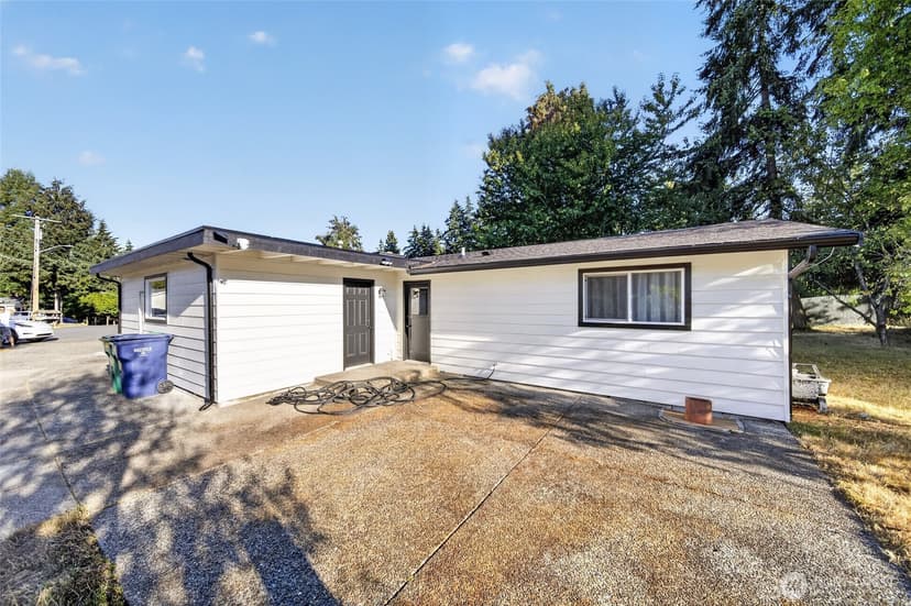Property photo for 233 S 301st Street, Federal Way photo 28