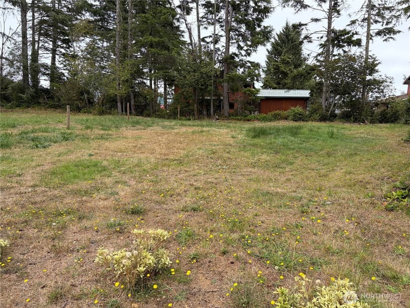 Property photo for 512 Duck Lake Drive SE, Ocean Shores photo 2
