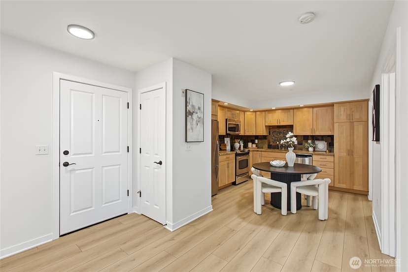 Property photo for 4116 California Ave SW #308, Seattle photo 7