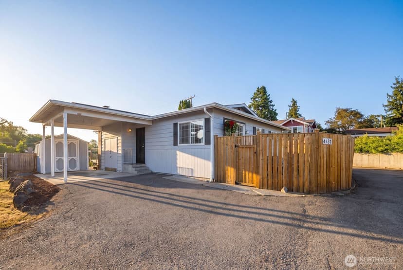 Property photo for 4131 21st Avenue SW, Seattle