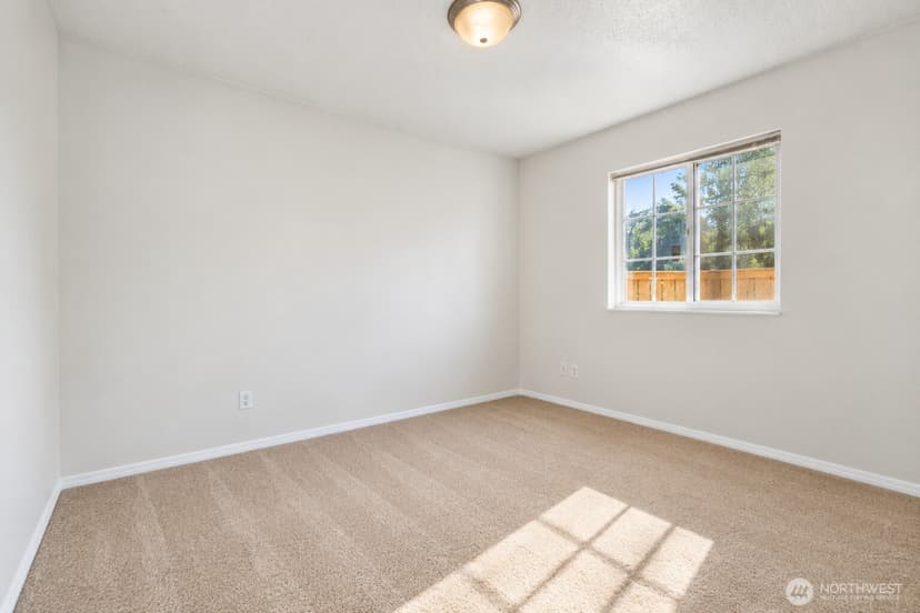 Property photo for 4131 21st Avenue SW, Seattle photo 19
