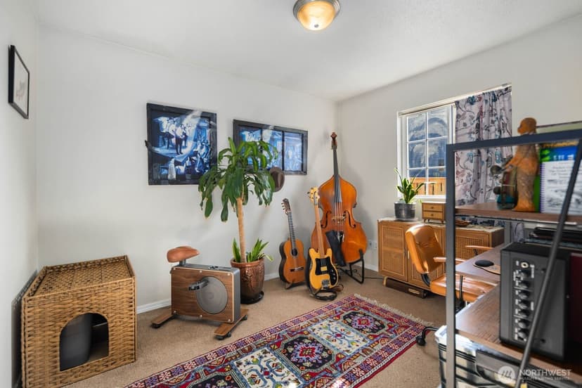 Property photo for 4131 21st Avenue SW, Seattle photo 18