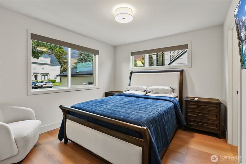 Property photo for 246 5th Avenue W, Kirkland photo 9