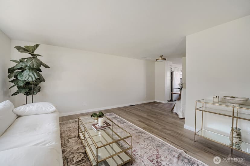Property photo for 8626 Onyx Drive SW #D, Lakewood photo 6