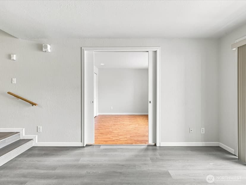 Property photo for 9484 Redmond-Woodinville Road NE #C204, Redmond photo 12