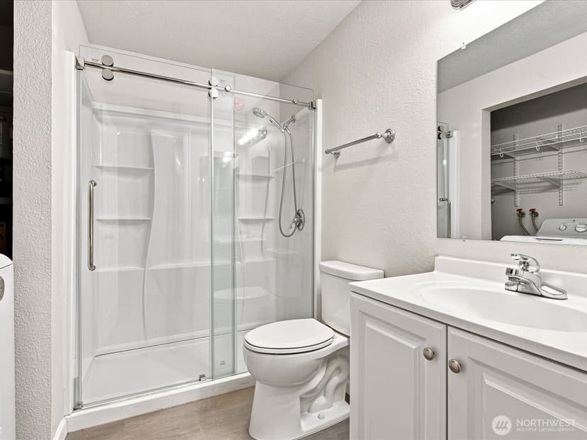 Property photo for 9484 Redmond-Woodinville Road NE #C204, Redmond photo 16