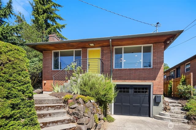 Property photo for 2502 NE 68th Street, Seattle