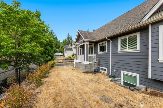 Property photo for 1319 196th Place SE, Bothell photo 4